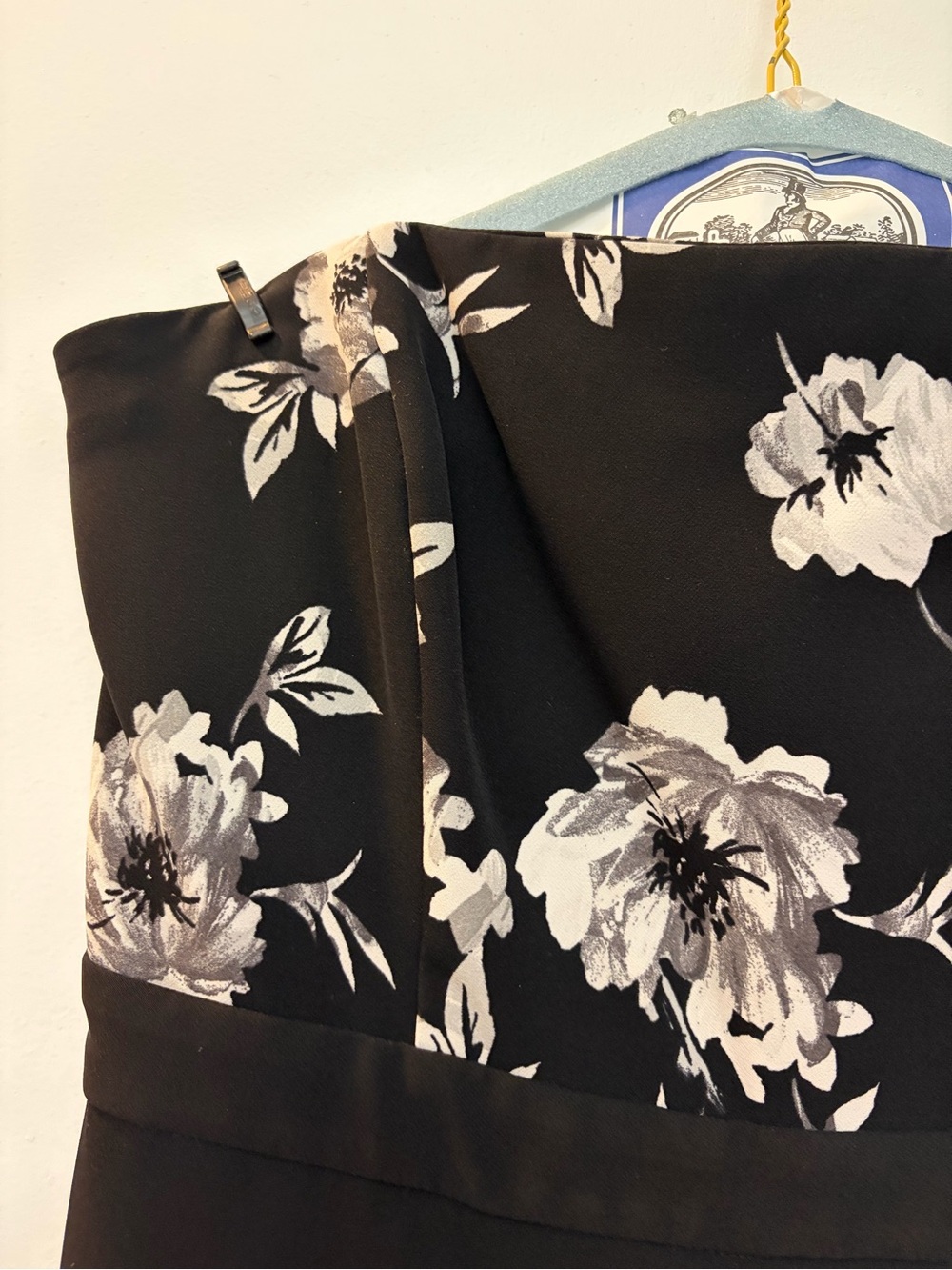 White House Black Market Black Strapless Floral-Print Jumpsuit - Picture 6 of 10